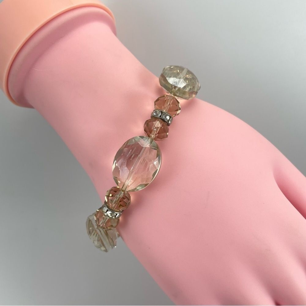 Beautiful Unsigned White Light Champagne Glass Crystal Faceted Stretch Bracelet